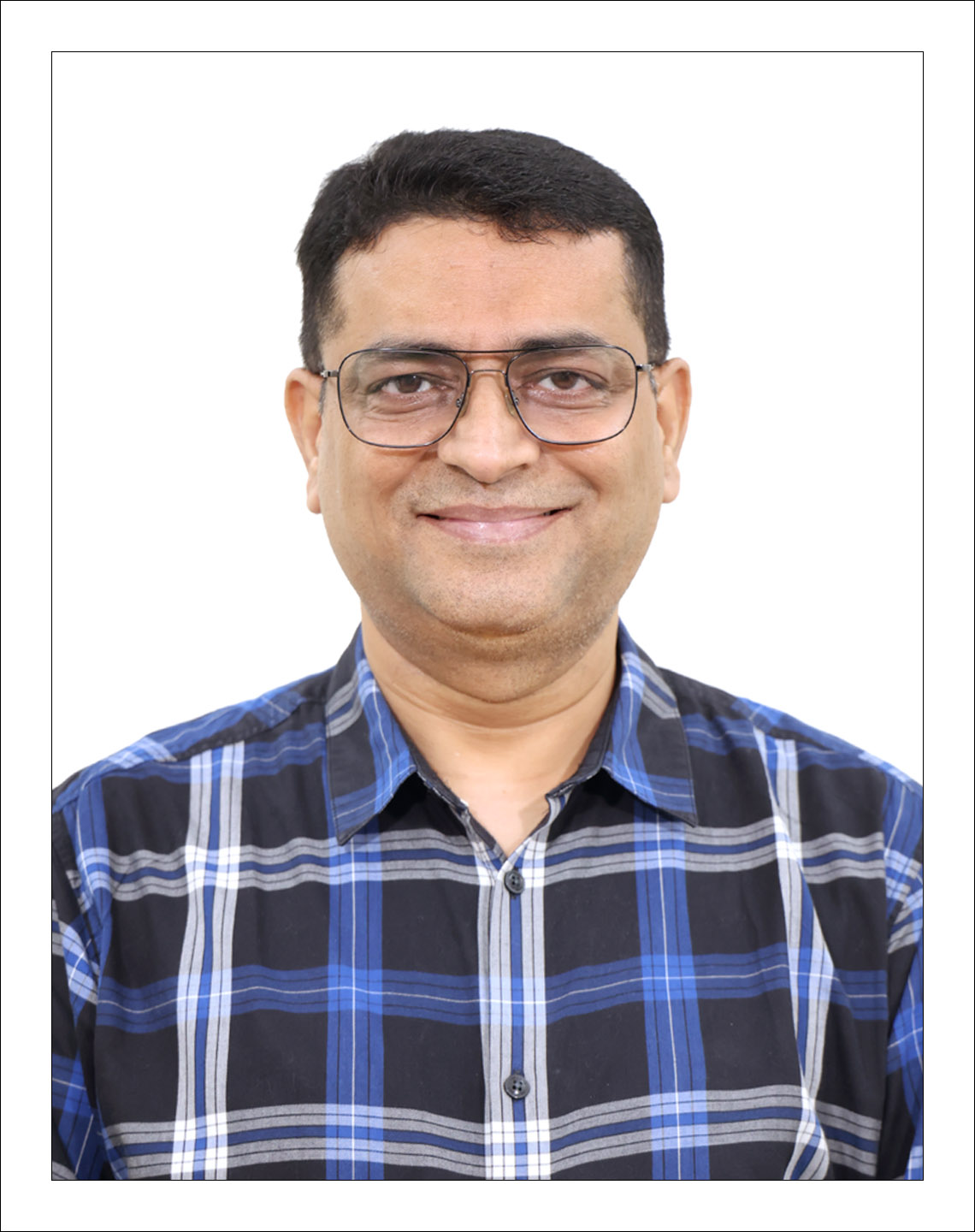 Parag_Passport_Pic_Latest_Spet2026_facultyprofile.jpg