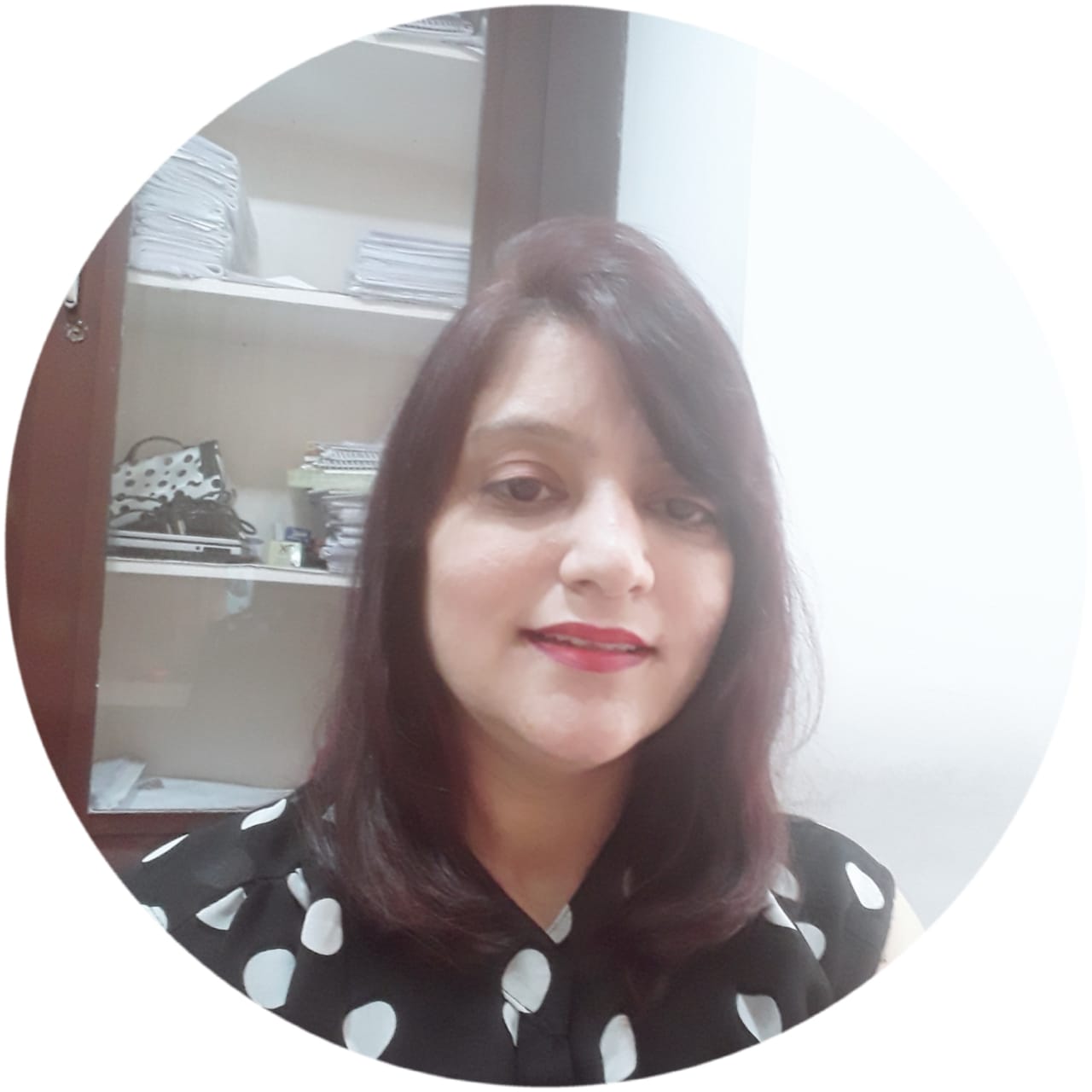 Sneha_pic_-_black_facultyprofile.jpg