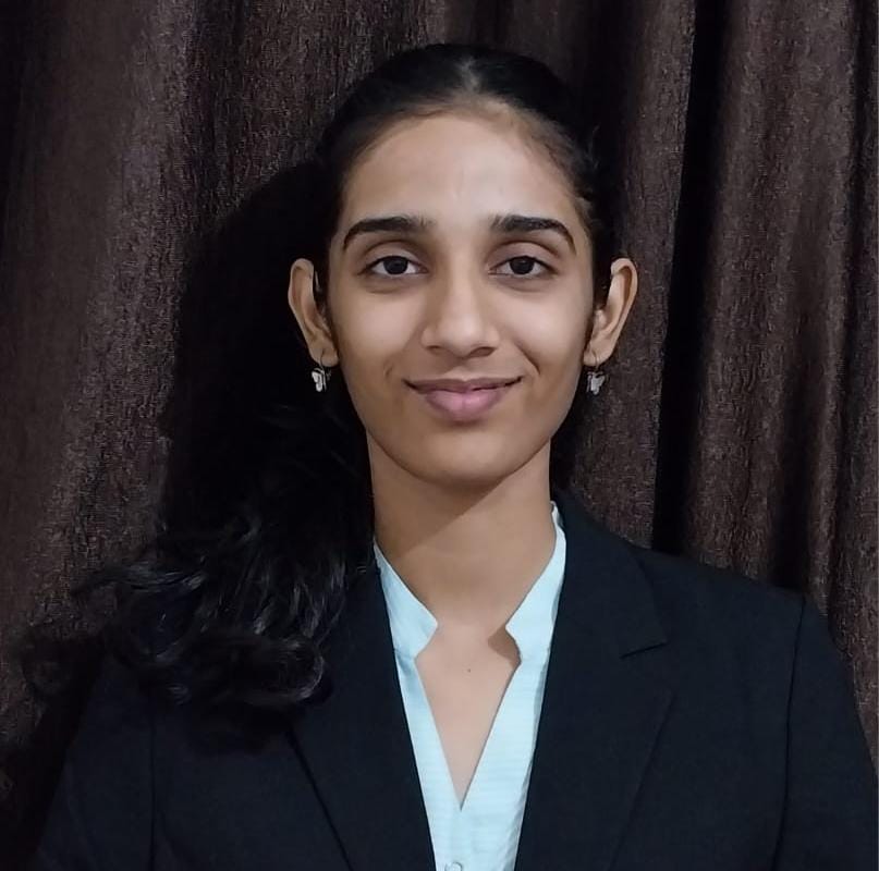 passport_size_photo_Chaitri_facultyprofile.jpg